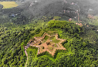 Kadumakki Manjarabad Fort
